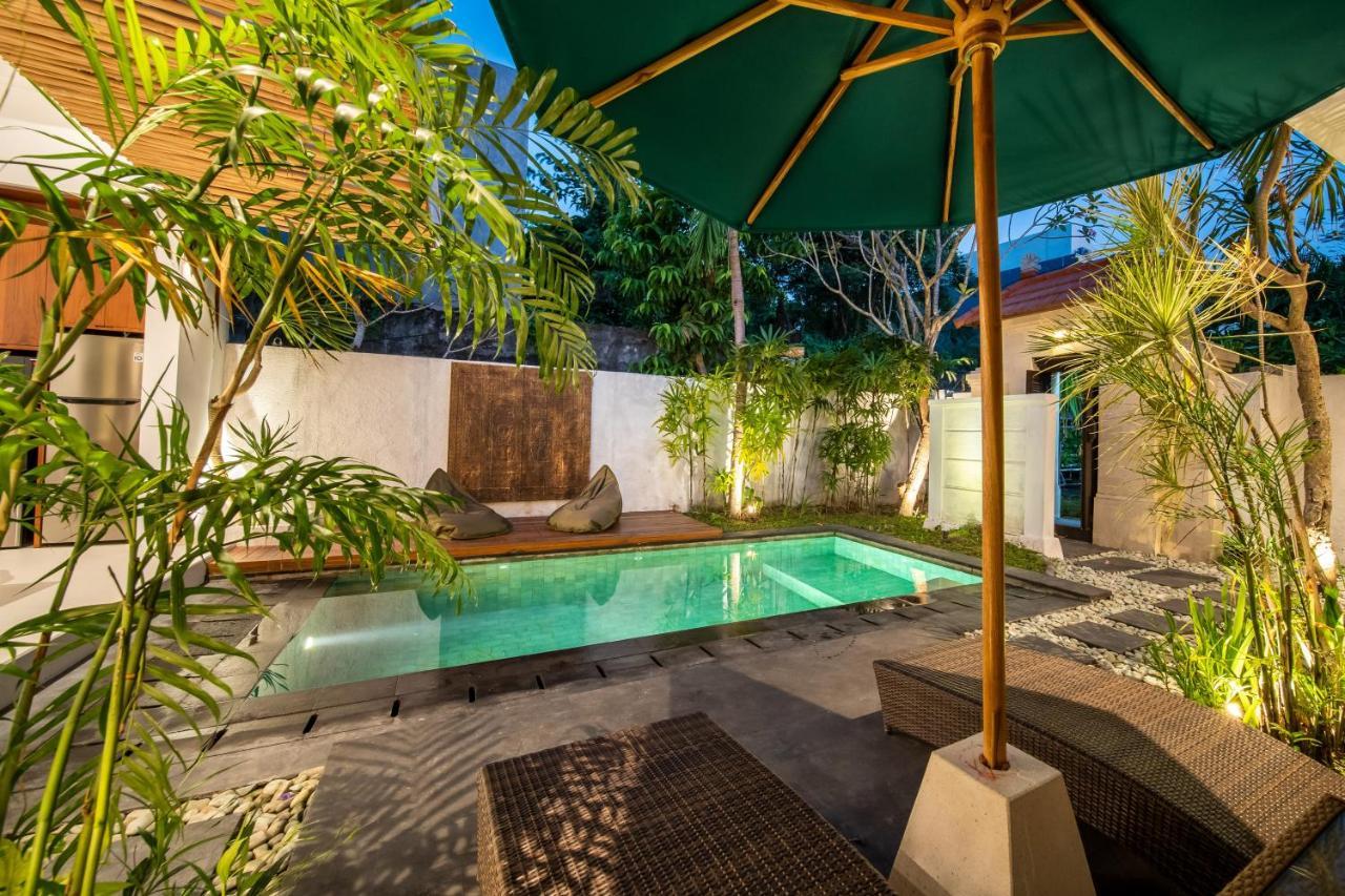 Villa Banua Seminyak Exterior photo