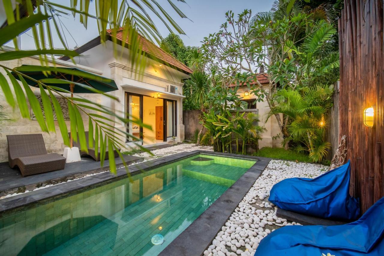 Villa Banua Seminyak Exterior photo