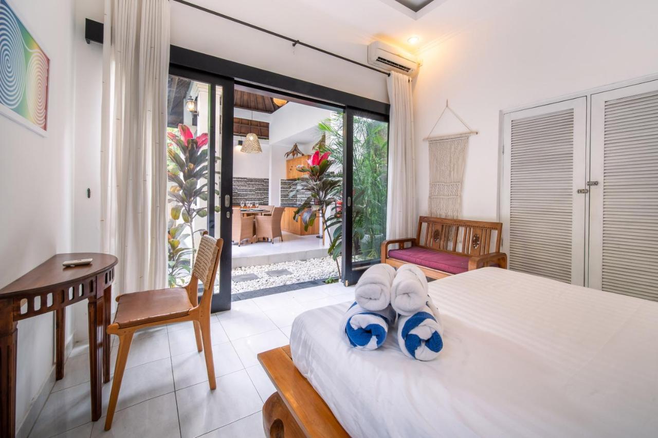 Villa Banua Seminyak Exterior photo